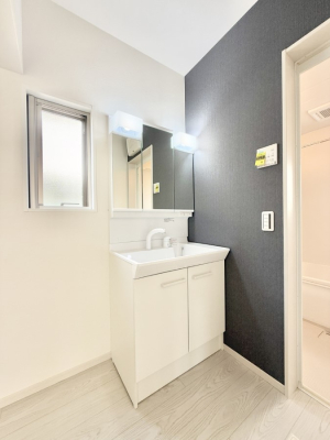 ʑEʏ Ƒ݂Ȃg₷zuł