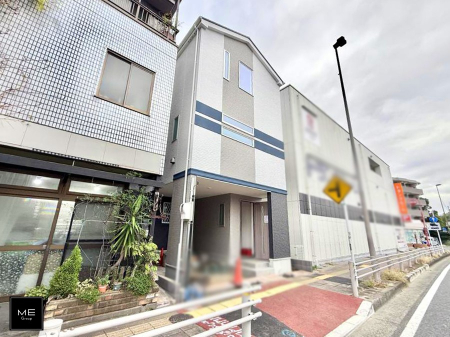 nOώʐ^ OρV炵n܂ꏊŁAƑJ[߂