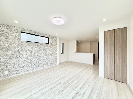 rO 났ƏΊ炪W܂AS܂郊rO