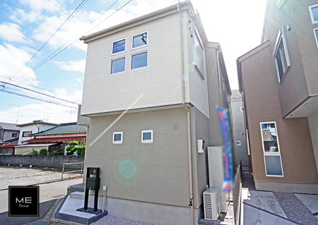 nOώʐ^ OρV炵n܂ꏊŁAƑJ[߂