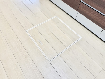 ̑ ݔBꂽ[Xy[XŉƑŜXbL