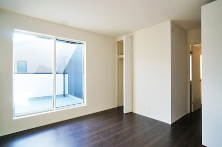 �q������ �����������̍D�݂ɍ��킹���C���e���A�𐮂��₷�����𔽉f�ł���ꏊ�ł�