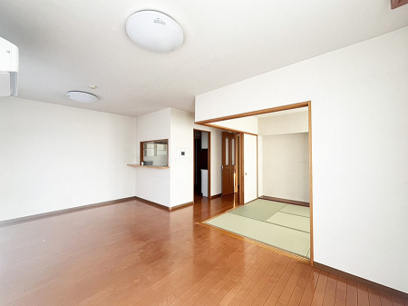 ���r���O �������S���������ꏊ�A�������߂����郊�r���O