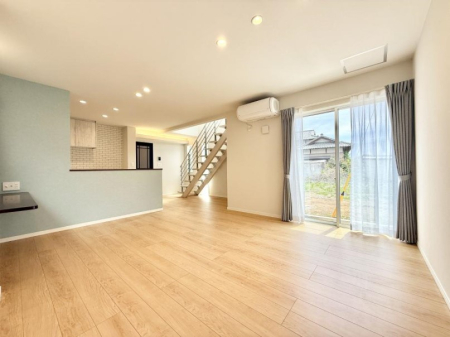 rO Cɓ̏ꏊŁÂтƂԂ