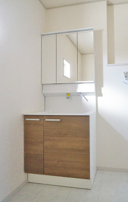 ʑEʏ Ƒ݂Ȃg₷zuł