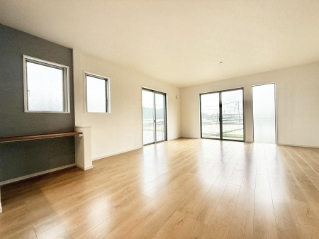 rO 났ƏΊ炪W܂AS܂郊rO