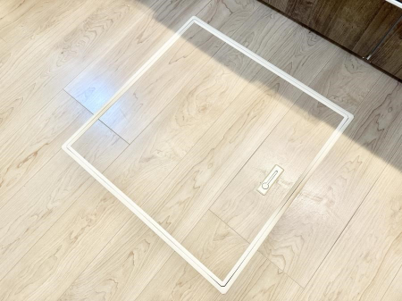 ̑ ݔBꂽ[Xy[XŉƑŜXbL