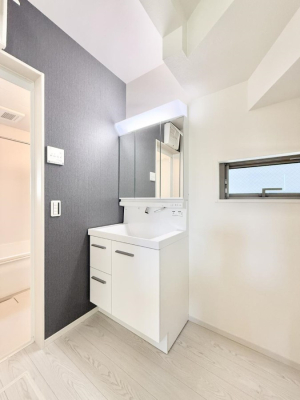 ʑEʏ 邢ʏ͖̎yłႢł