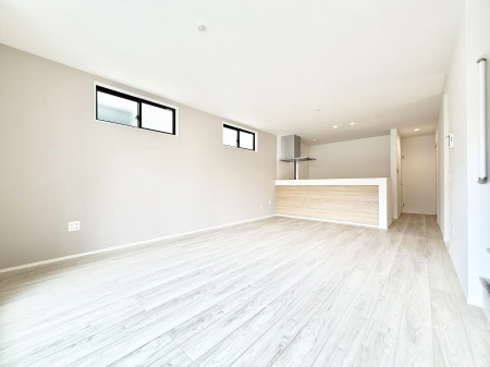 rO 났ƏΊ炪W܂AS܂郊rO